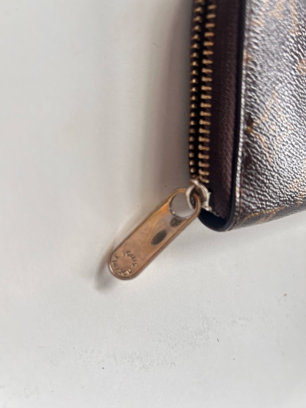 Classic Monogram Brown Zip Coin Wallet - Picture 3 of 3